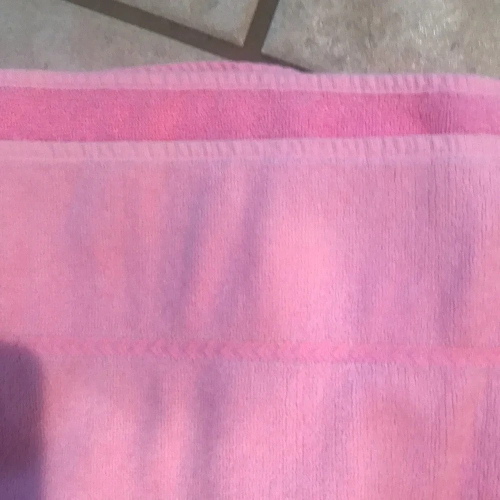 Towels Bundle of 6 Vintage Pink Bath Towels